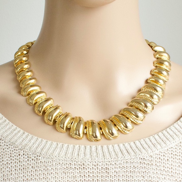 Vintage Gold Plated Collar Necklce Curved Domed Link - Picture 1 of 4